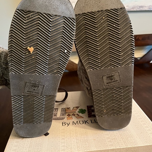 Grey never worn Lukees by Muk Luks. Super cute winter boots. - Picture 3 of 3